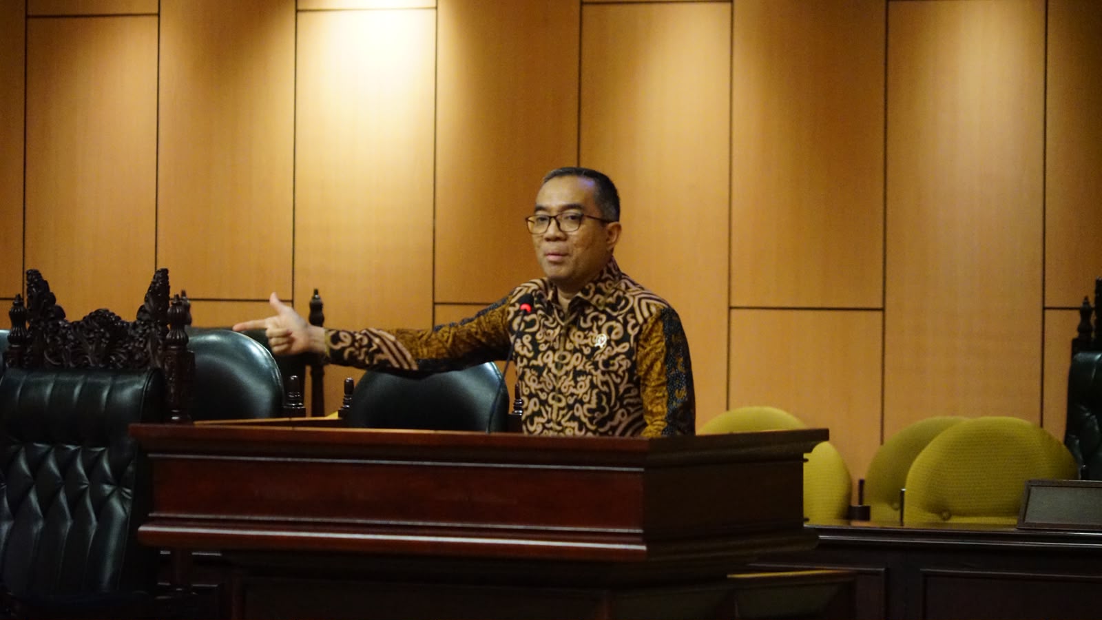 Indonesia Must Break Free from Middle Income Trap