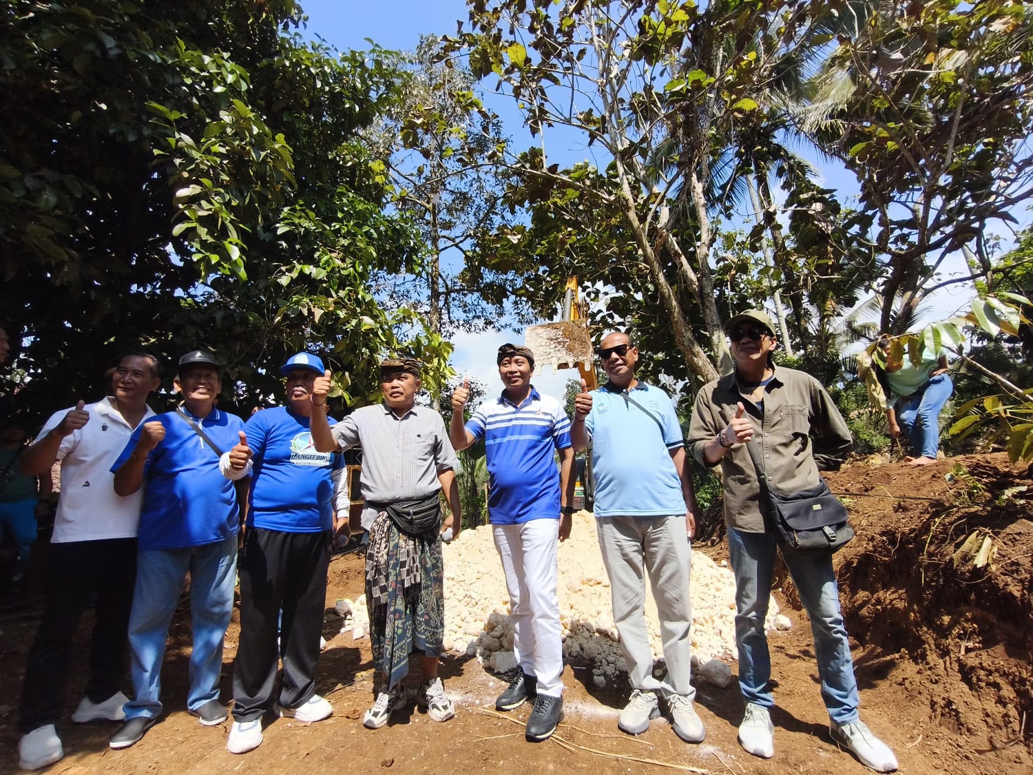 60-Year Wait Ends: New 1.26 Km Community Road Connects Remote Villages in Tabanan